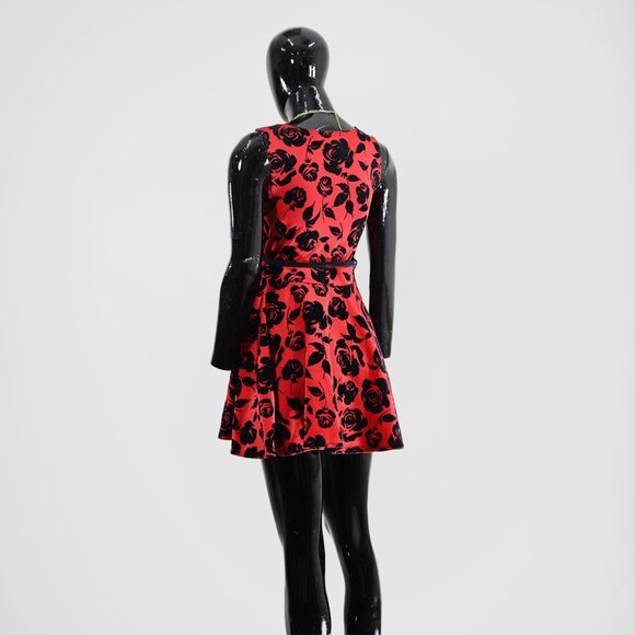 Chic Urban Diva Red & Black Rose Party Skater Dress - Picture 3 of 5